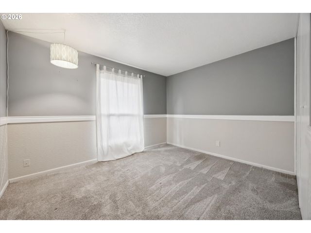 15445 Se STEPHENS Ct, Portland, OR 97233