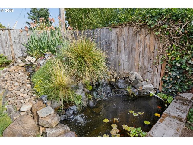 15445 Se STEPHENS Ct, Portland, OR 97233