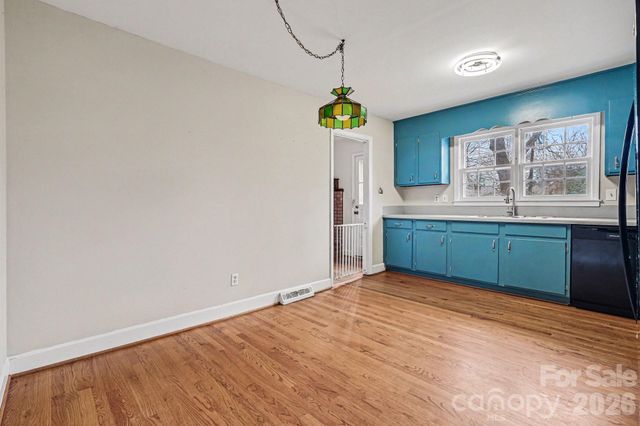 3430 Rea Road, Charlotte, NC 28226