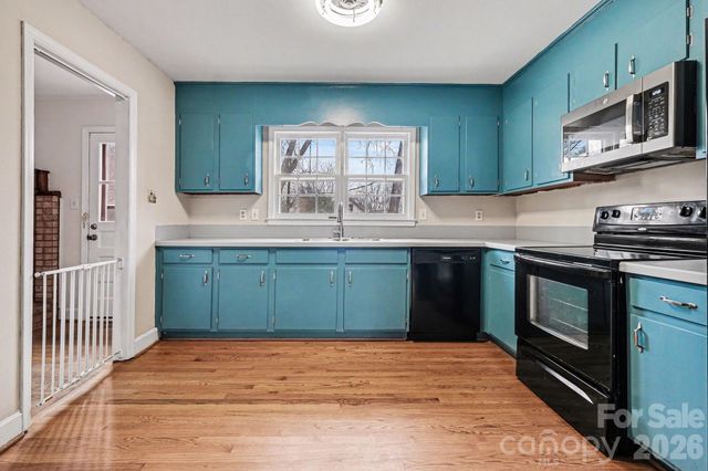 3430 Rea Road, Charlotte, NC 28226