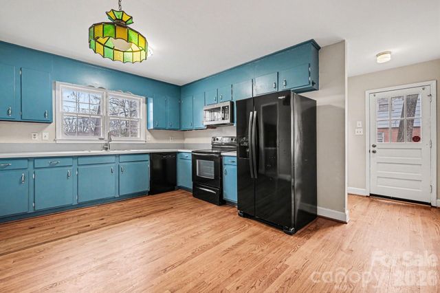 3430 Rea Road, Charlotte, NC 28226