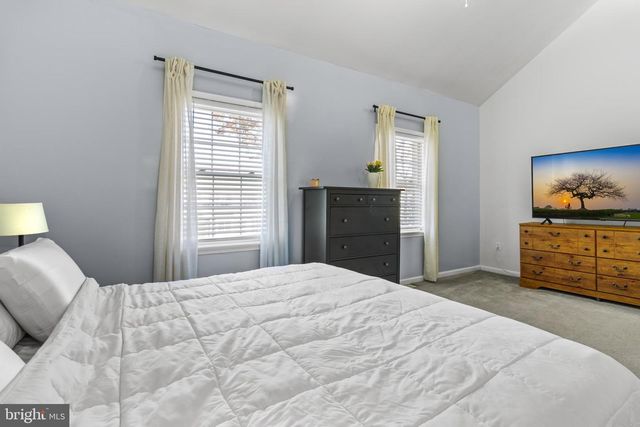 301 GOLDSMITH LN, Newark, DE 19702