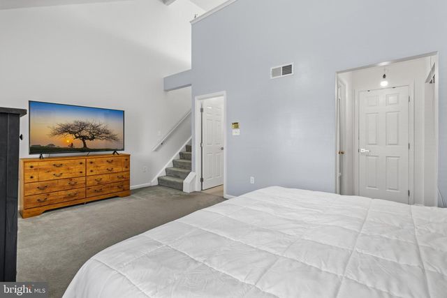 301 GOLDSMITH LN, Newark, DE 19702