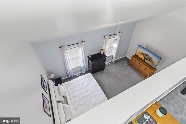 301 GOLDSMITH LN, Newark, DE 19702