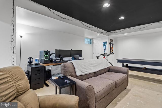 301 GOLDSMITH LN, Newark, DE 19702