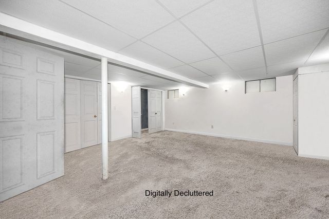 27 Chevy Chase Rd, Worcester, MA 01606