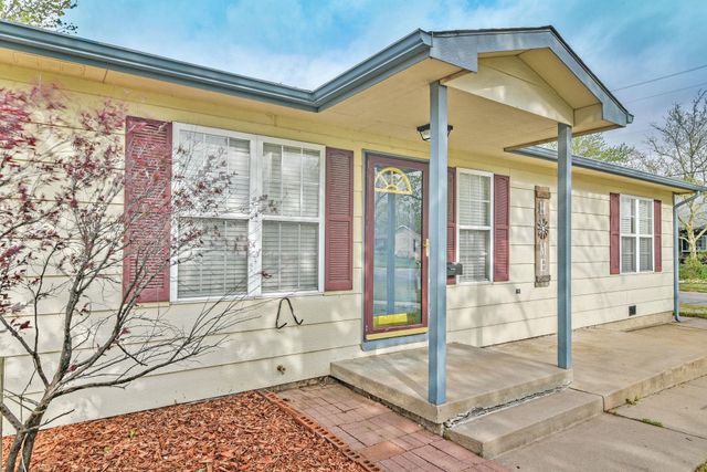 4601 S Fern, Wichita, KS 67217