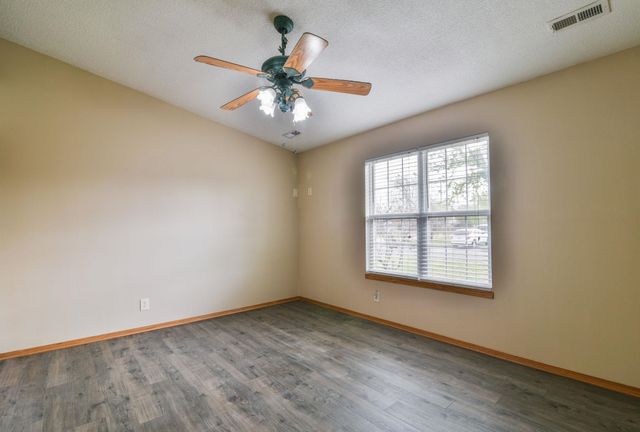 4601 S Fern, Wichita, KS 67217