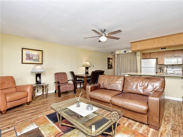 1818 S Lakeshore BLVD 20, Austin, TX 78741