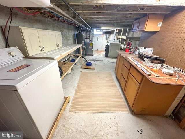 2834 E VENANGO ST, Philadelphia, PA 19134