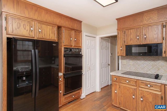 750 LOCHRIDGE LN, Earlysville, VA 22936