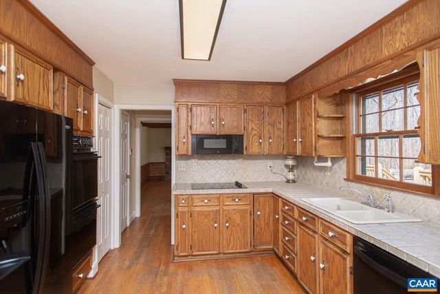 750 LOCHRIDGE LN, Earlysville, VA 22936