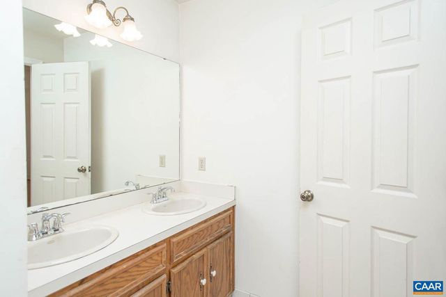 750 LOCHRIDGE LN, Earlysville, VA 22936