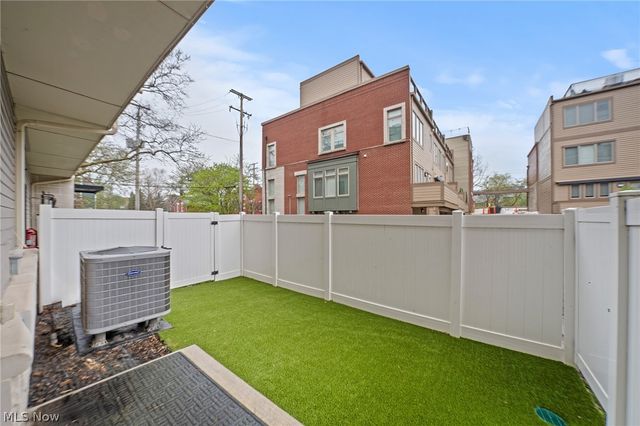 3114 Vine Court, Cleveland, OH 44113