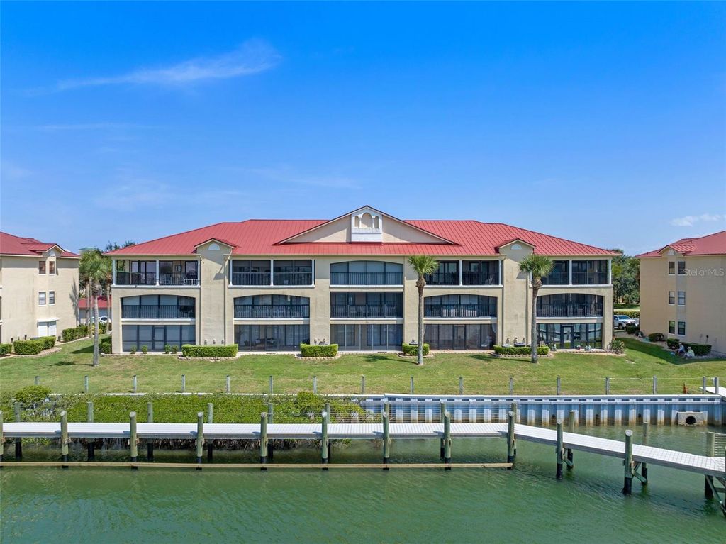 Image 29 of property listing at 442 BOUCHELLE DRIVE 203, New Smyrna Beach, FL 32169