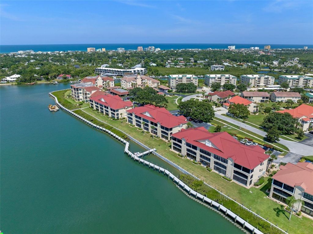 Image 31 of property listing at 442 BOUCHELLE DRIVE 203, New Smyrna Beach, FL 32169