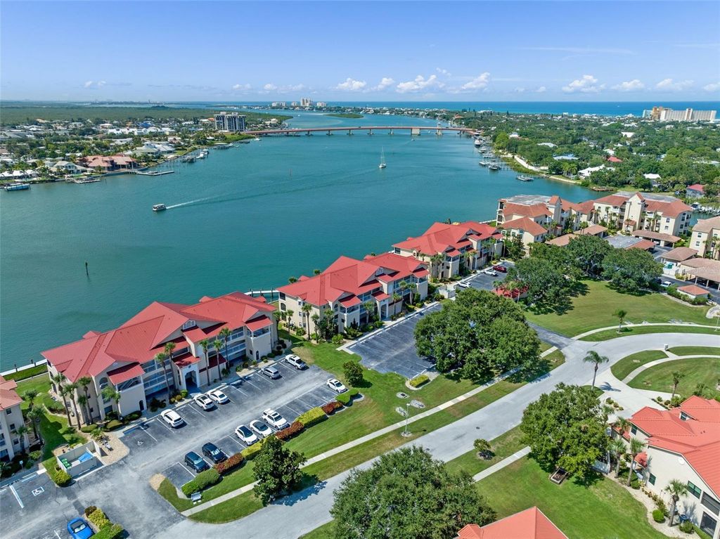 Image 33 of property listing at 442 BOUCHELLE DRIVE 203, New Smyrna Beach, FL 32169