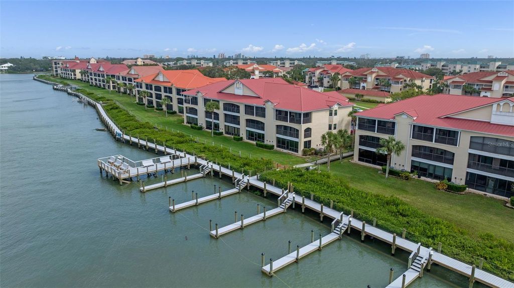 Image 34 of property listing at 442 BOUCHELLE DRIVE 203, New Smyrna Beach, FL 32169