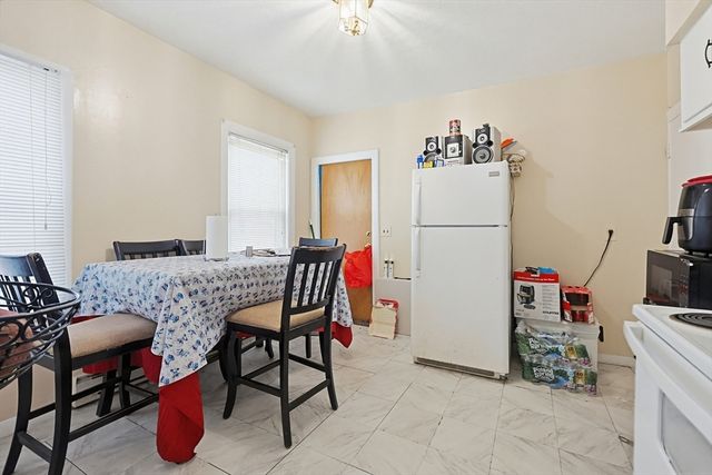 15 Kenneson Rd, Somerville, MA 02145