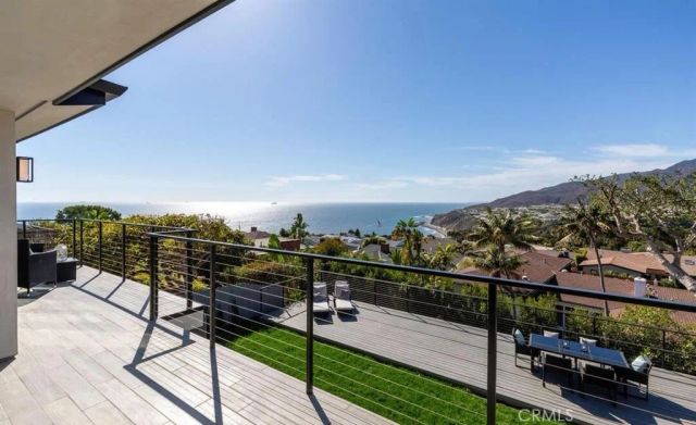 243 Notteargenta, Pacific Palisades, CA 90272