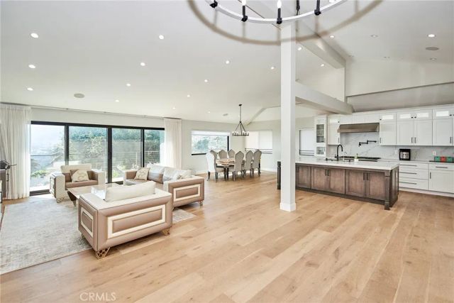 243 Notteargenta, Pacific Palisades, CA 90272