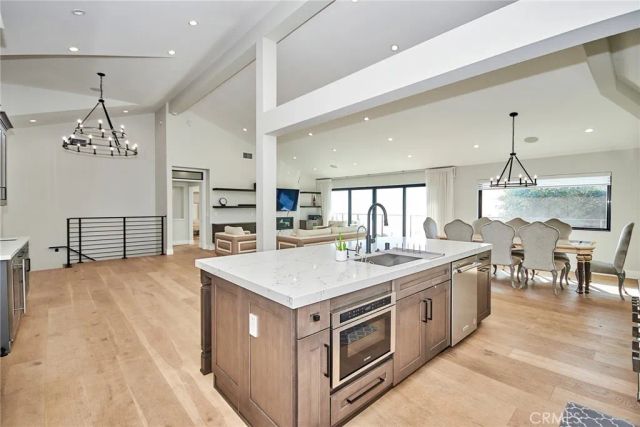 243 Notteargenta, Pacific Palisades, CA 90272