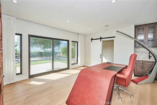 243 Notteargenta, Pacific Palisades, CA 90272