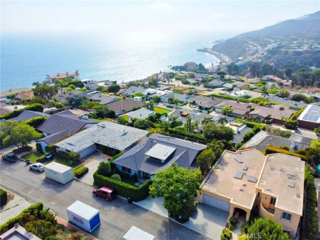 243 Notteargenta, Pacific Palisades, CA 90272