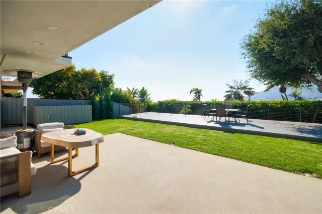 243 Notteargenta, Pacific Palisades, CA 90272