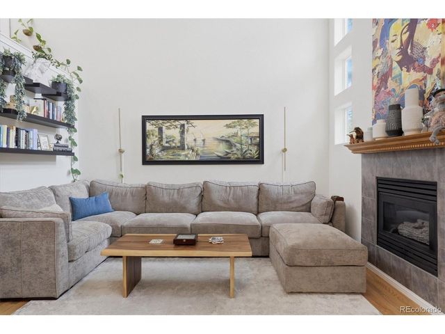 6607 S Forest Way E, Centennial, CO 80121