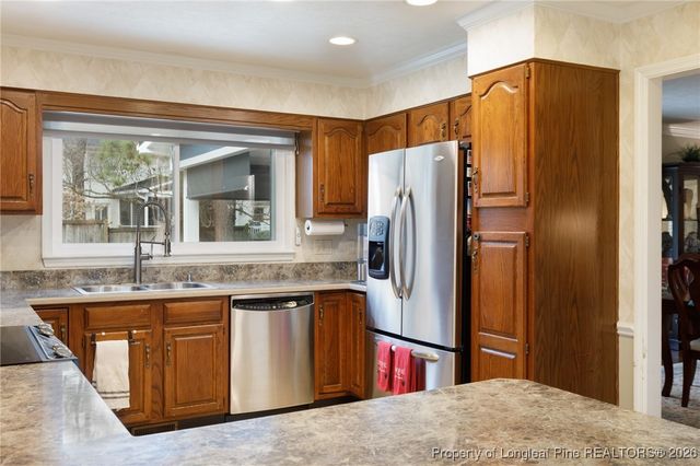 130 Thorncliff Drive, Fayetteville, NC 28303