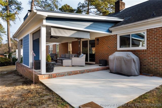 130 Thorncliff Drive, Fayetteville, NC 28303