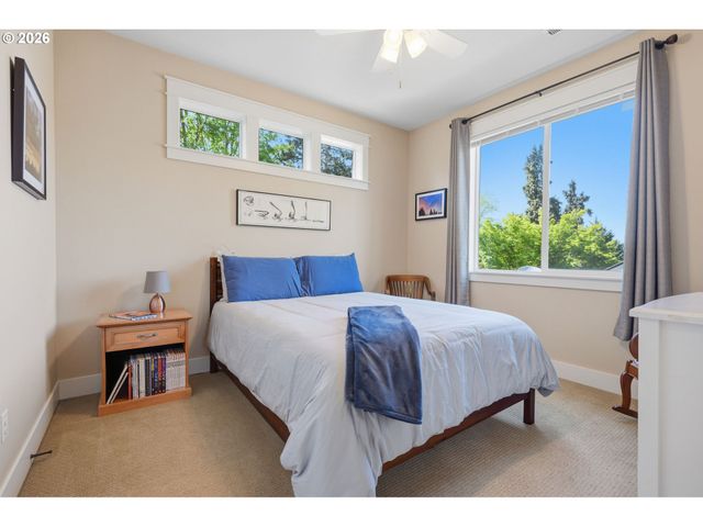 3833 Se 33RD Ave, Portland, OR 97202