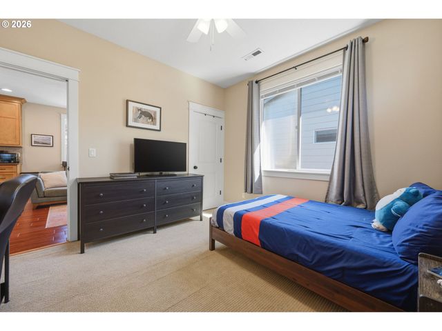 3833 Se 33RD Ave, Portland, OR 97202