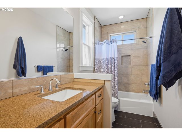 3833 Se 33RD Ave, Portland, OR 97202
