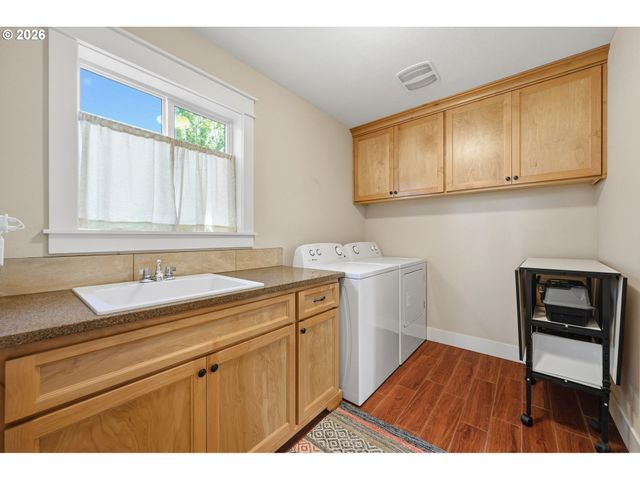 3833 Se 33RD Ave, Portland, OR 97202