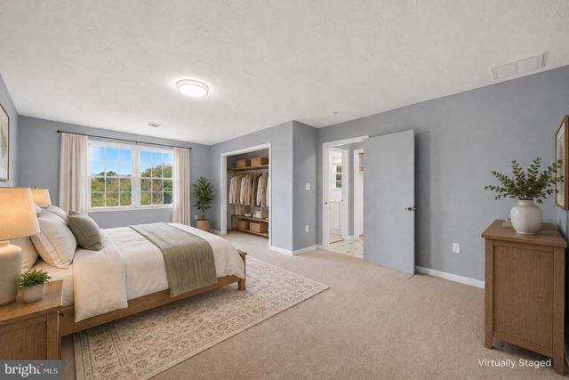852 MCDONALD RD, Winchester, VA 22602