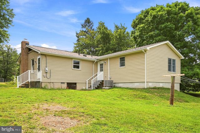 852 MCDONALD RD, Winchester, VA 22602