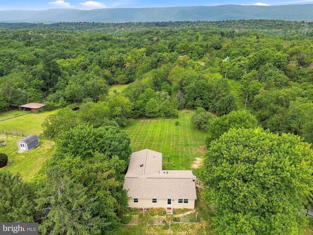 852 MCDONALD RD, Winchester, VA 22602