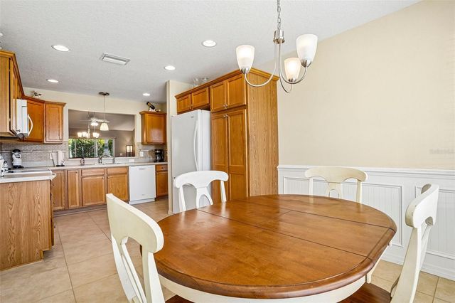 2017 YEARLING WAY, The Villages, FL 32163