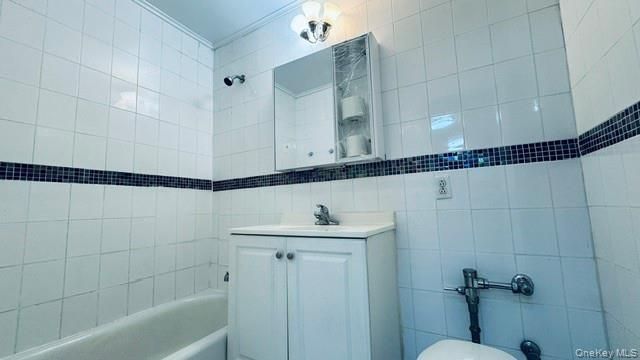 134-54 Maple Avenue 6E, Flushing, NY 11355