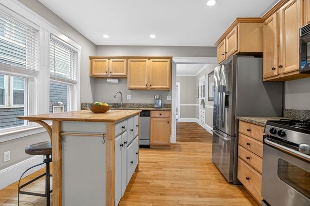 54-56 Forest Hills St 1, Boston, MA 02130