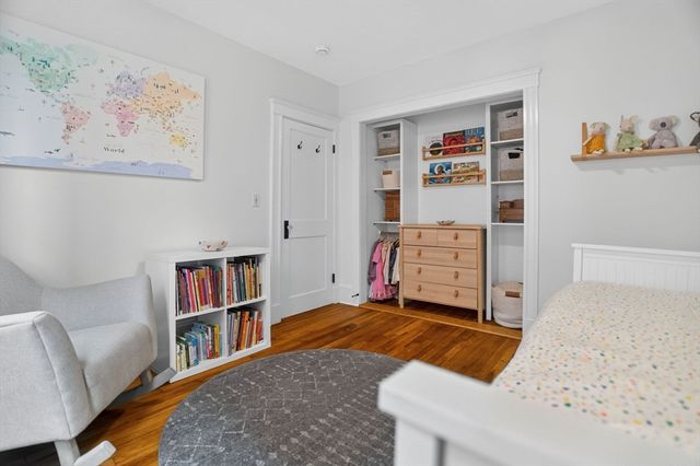 54-56 Forest Hills St 1, Boston, MA 02130