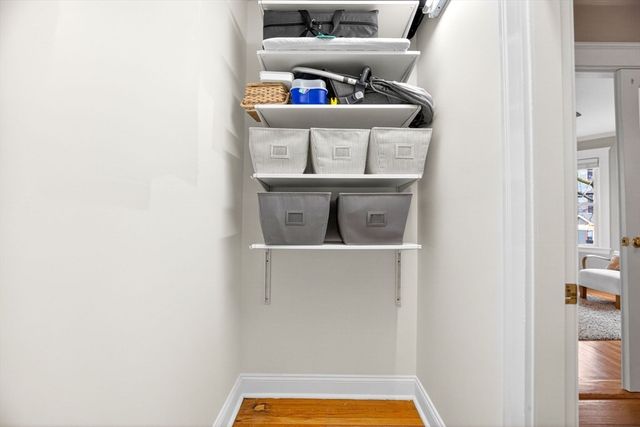 54-56 Forest Hills St 1, Boston, MA 02130