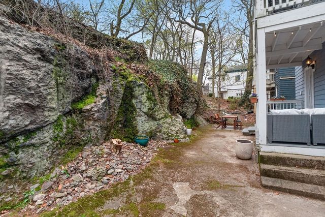 54-56 Forest Hills St 1, Boston, MA 02130