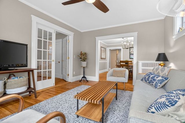 54-56 Forest Hills St 1, Boston, MA 02130