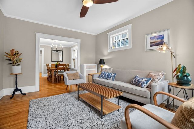 54-56 Forest Hills St 1, Boston, MA 02130