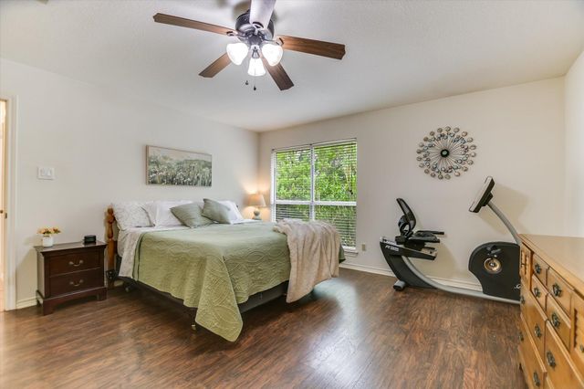 60 Crazy Cross RD, Wimberley, TX 78676