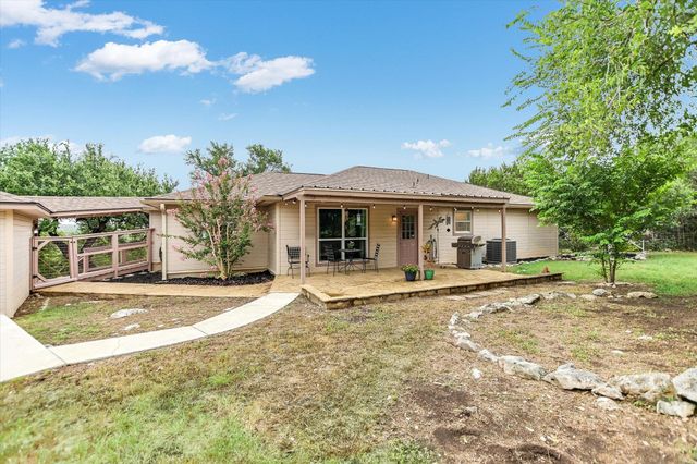 60 Crazy Cross RD, Wimberley, TX 78676