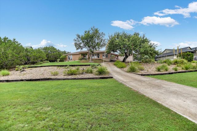 60 Crazy Cross RD, Wimberley, TX 78676
